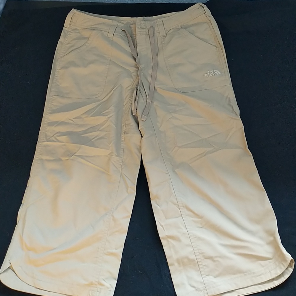 Women's North Face hiking capris